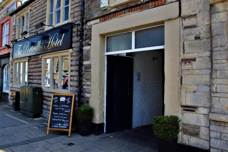 The Portcullis Hotel — photo 2