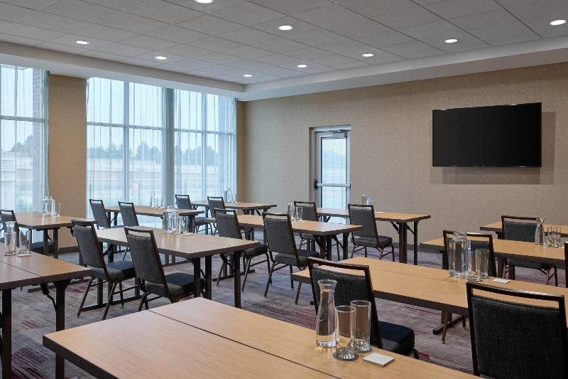 Courtyard by Marriott Denver Aurora image
