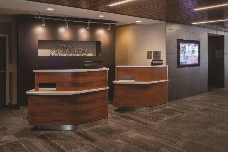 Courtyard by Marriott Denver Aurora image