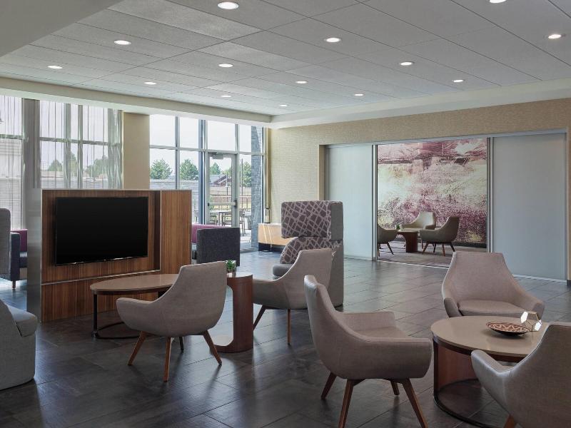 Courtyard by Marriott Denver Aurora