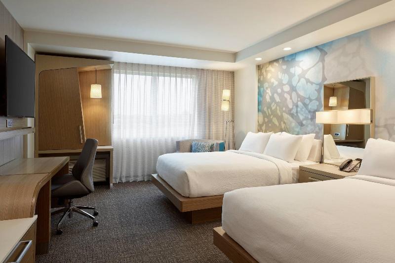 Courtyard by Marriott Denver Aurora image