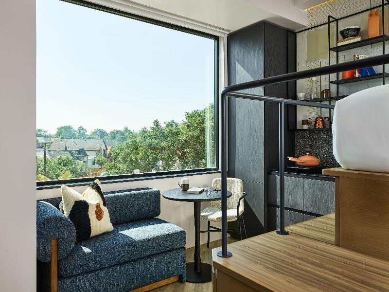Catbird Hotel image