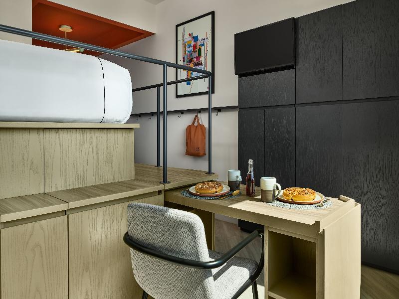 Catbird Hotel image