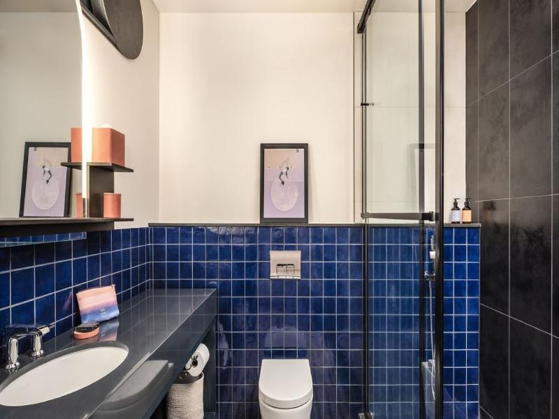 Catbird Hotel image