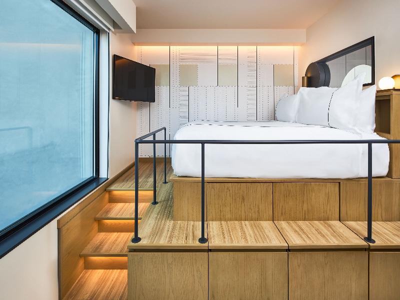Catbird Hotel image