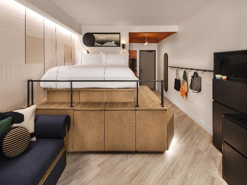 Catbird Hotel image