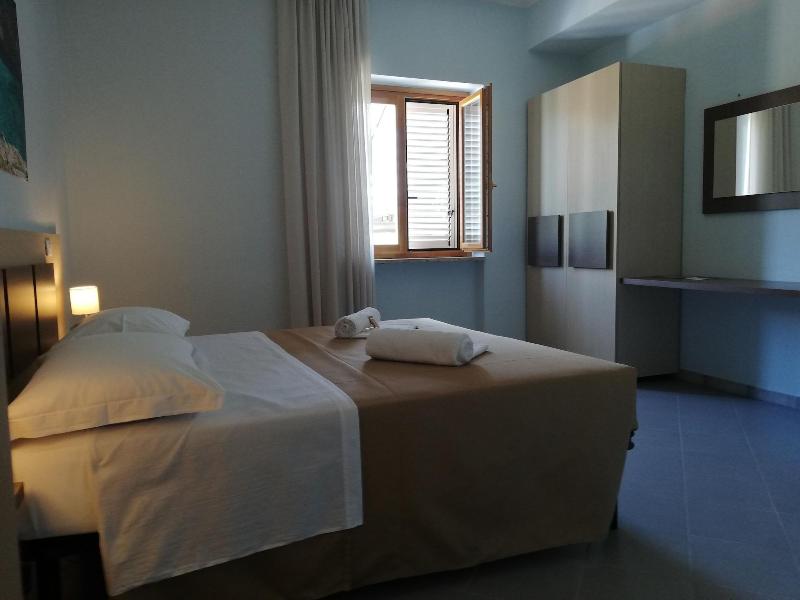 Statera Hotel Village image