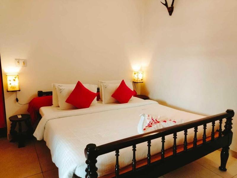 Dumas Guest House image