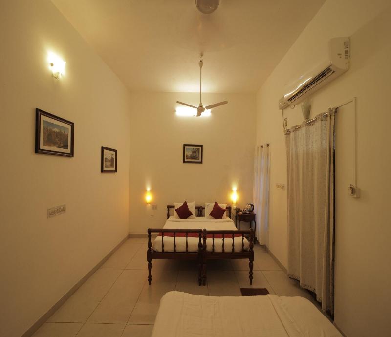 Dumas Guest House image
