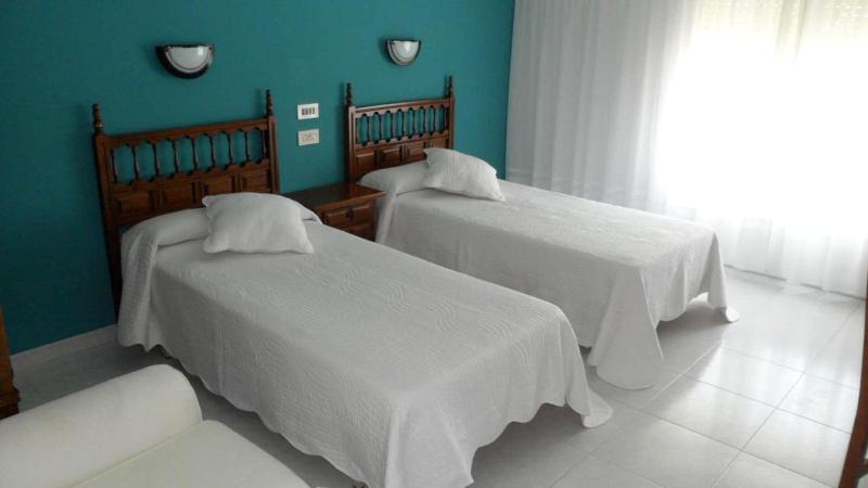 Hostal La Paz image