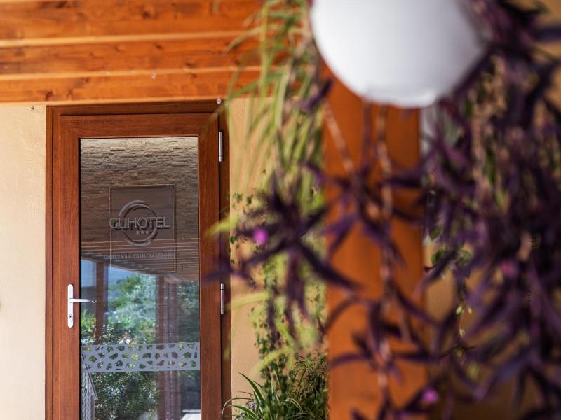 Gu Hotel image