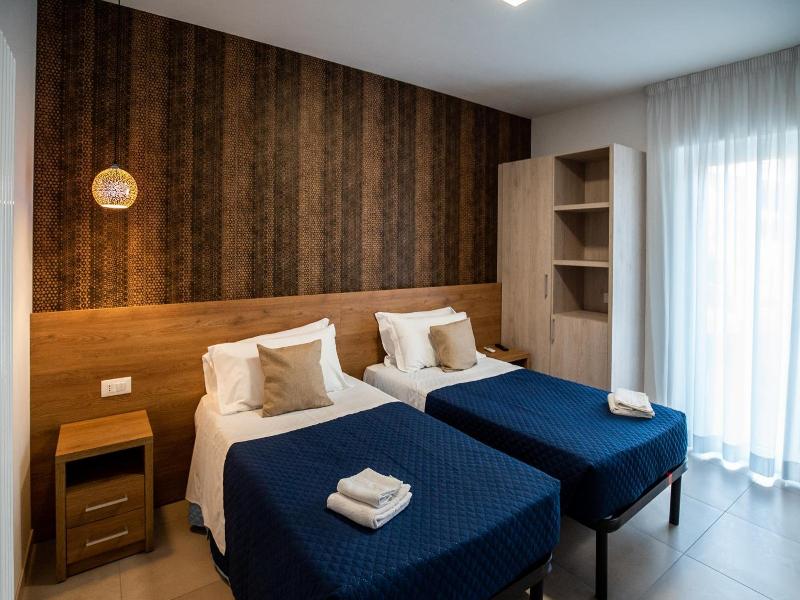 Gu Hotel image