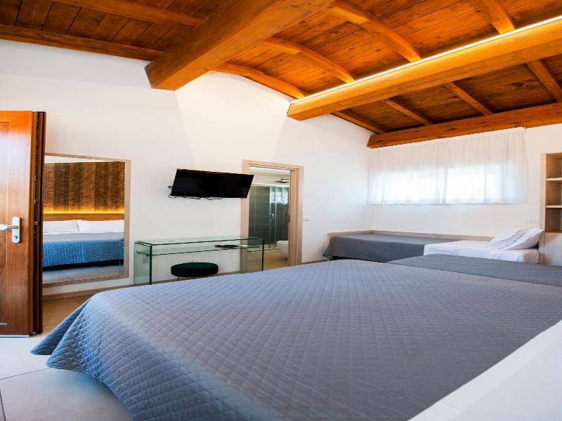 Gu Hotel image