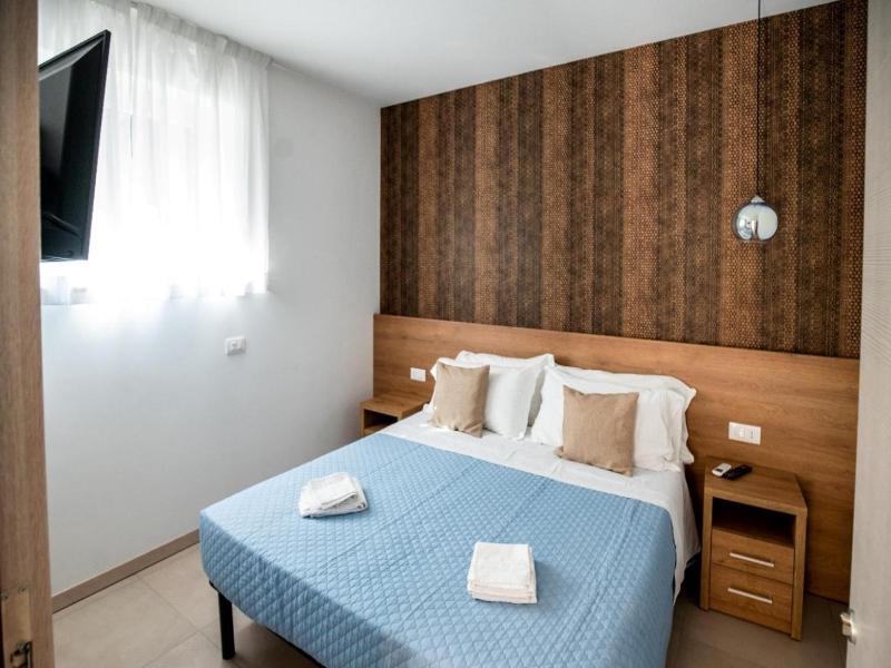 Gu Hotel image