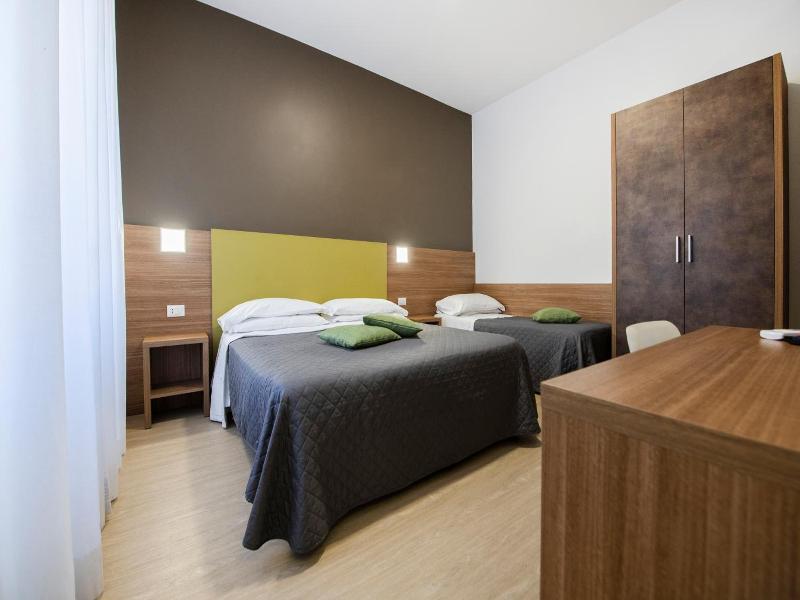 Gu Hotel image