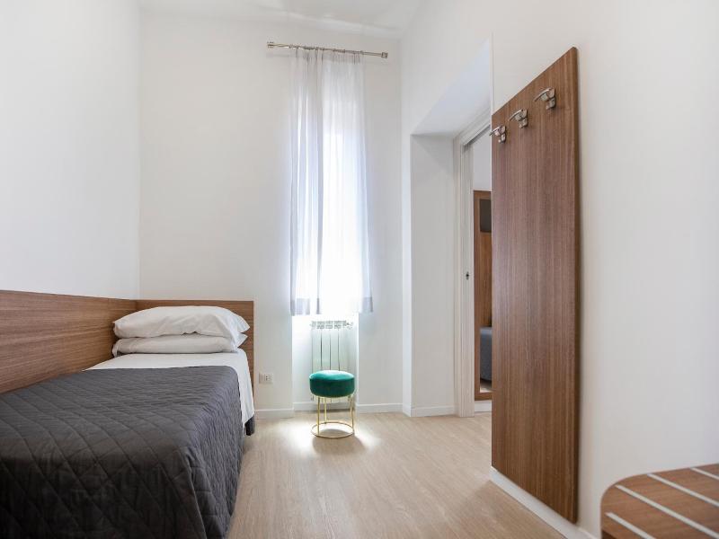 Gu Hotel image