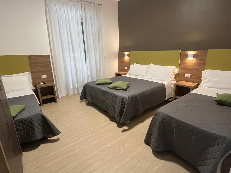 Gu Hotel image