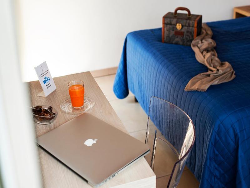 Gu Hotel image