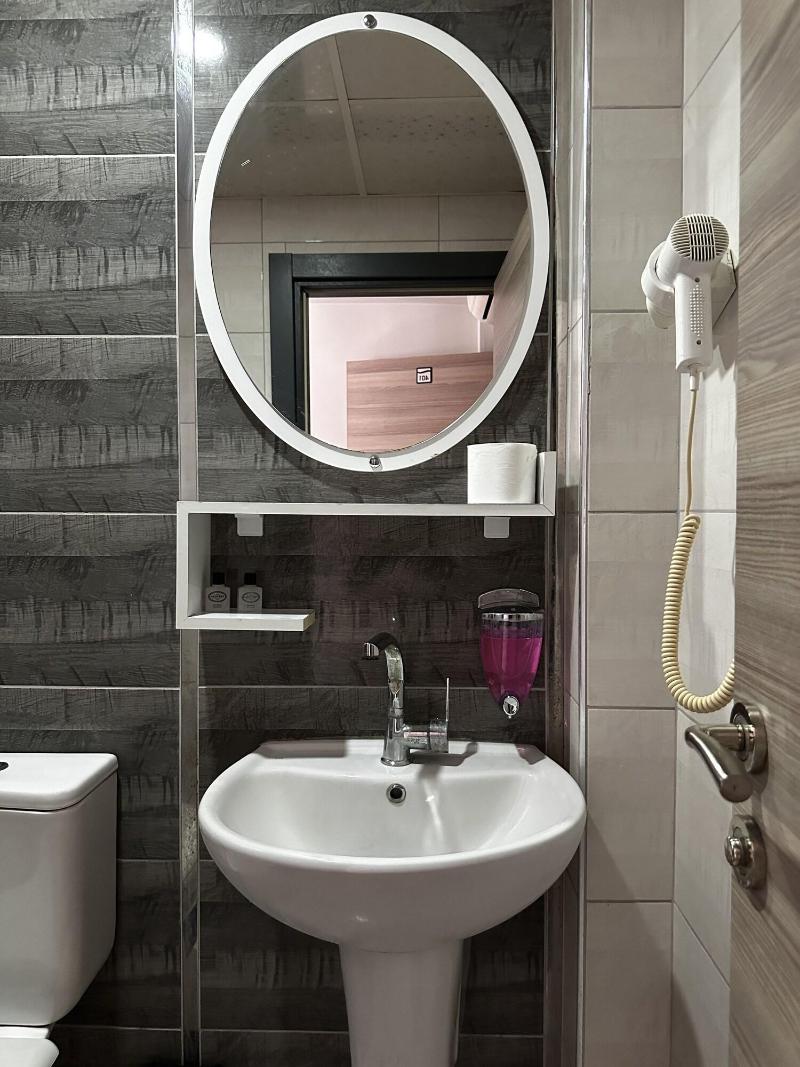 Comfort Basaran Otel image