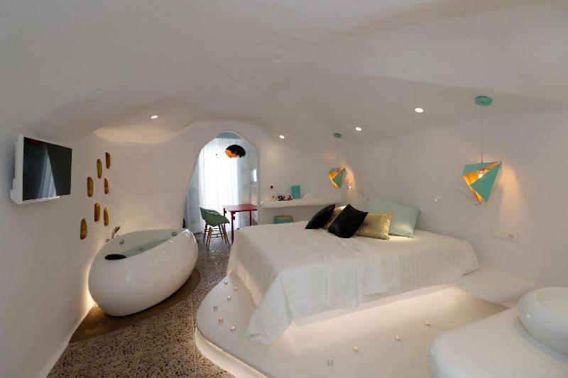 Cave Suites image