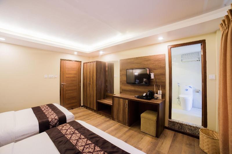 Ganapati Airport Hotel image