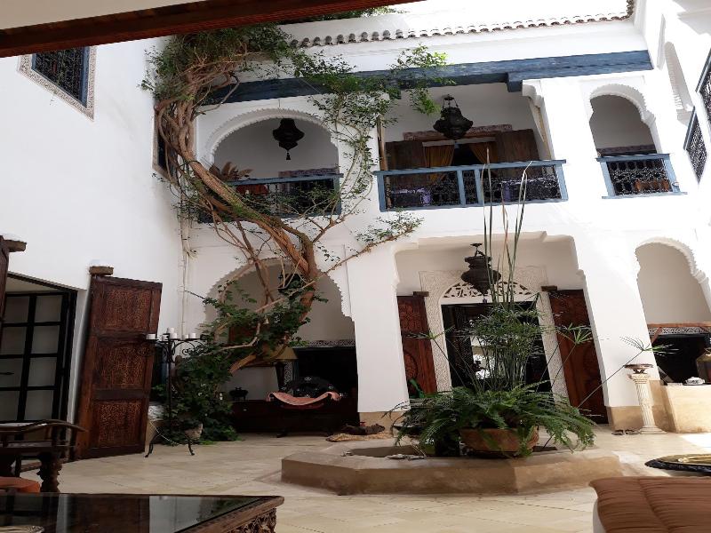 Dar Oulhoum image