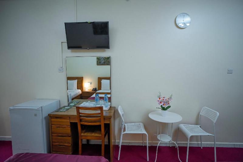 Al Karnak Hotel image