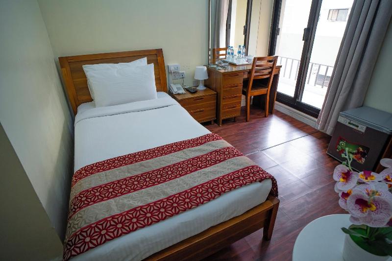 Al Karnak Hotel image