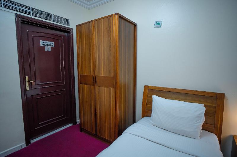 Al Karnak Hotel image