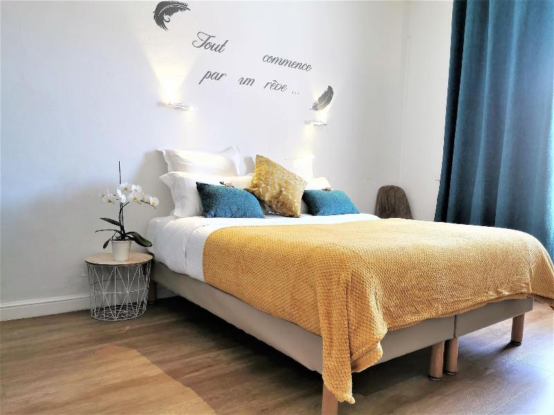 Hotel Escapade image