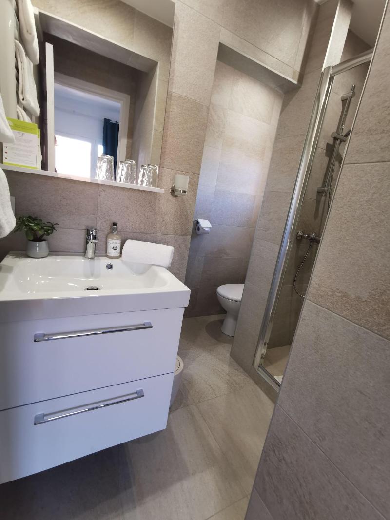 Hotel Escapade image