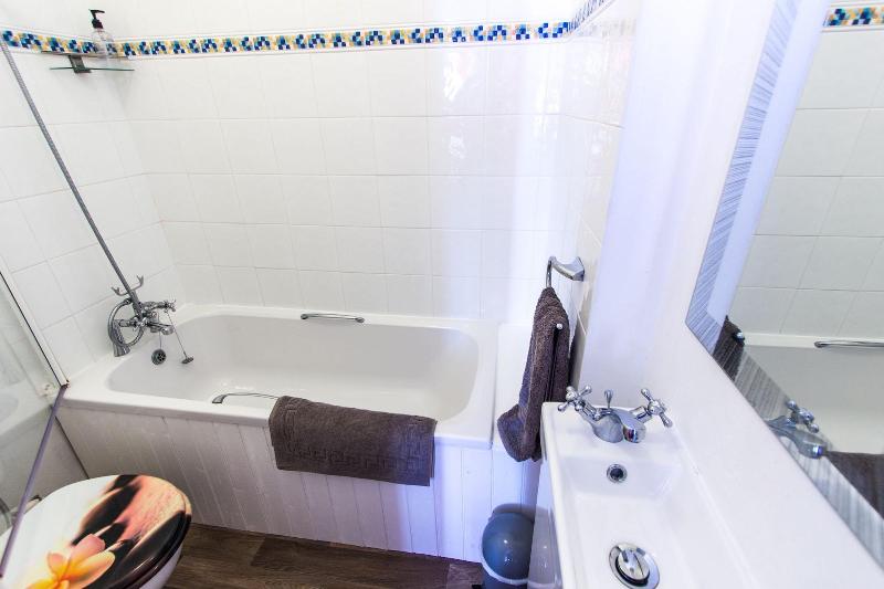 Harbour Heights Guest House — photo 19