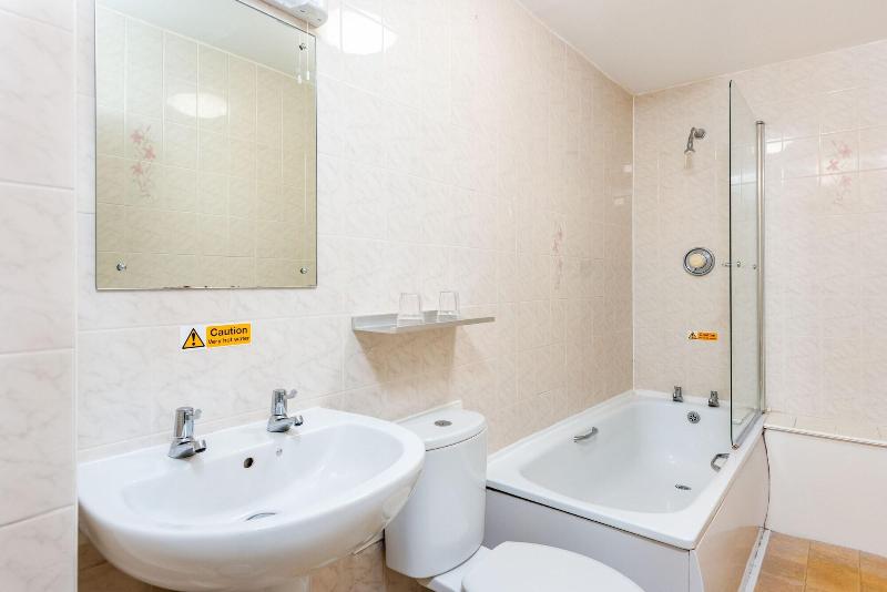 Abbey Lawn Hotel image