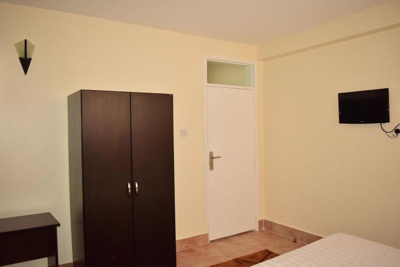 Latitude 1 Serviced Suites image