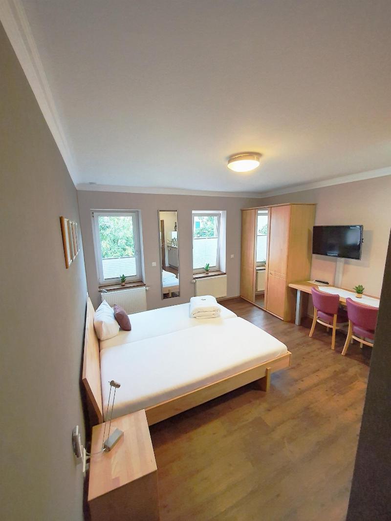 Burgers Hotel image