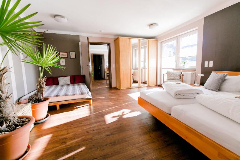 Burgers Hotel image