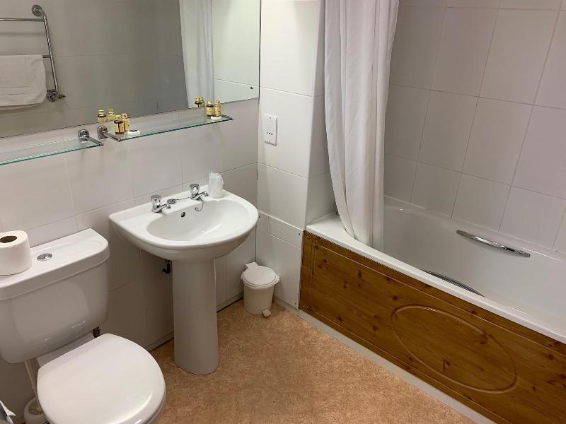 Yelf's Hotel image