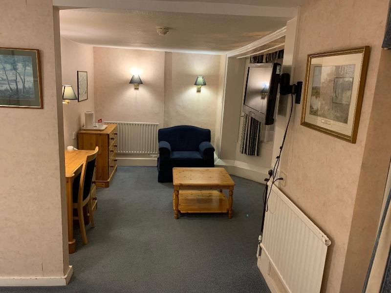 Yelf's Hotel image