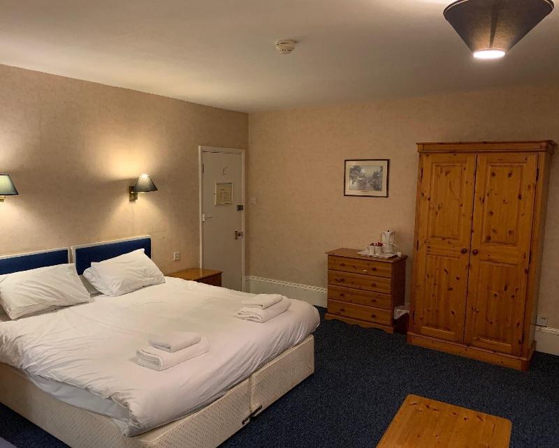 Yelf's Hotel image