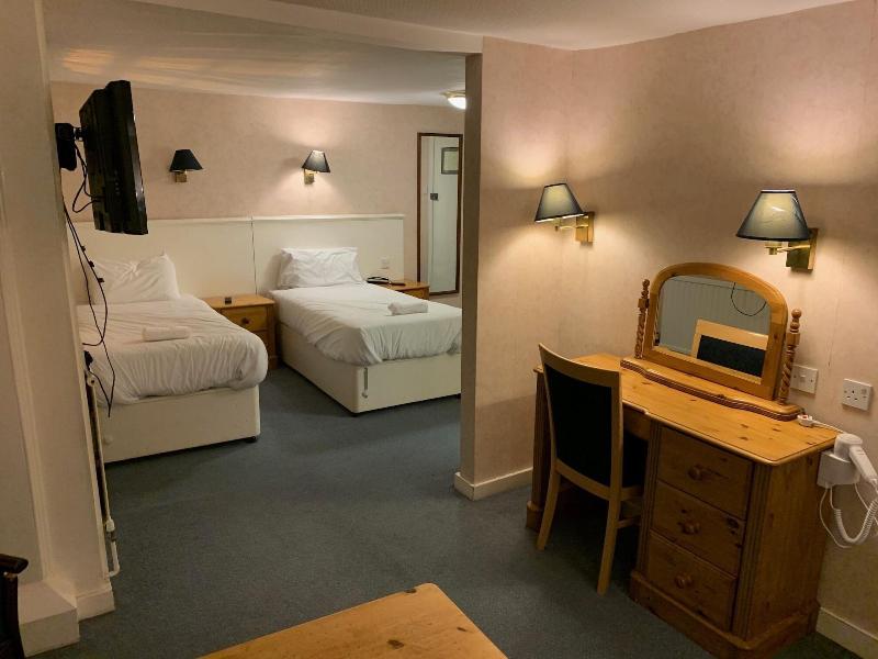 Yelf's Hotel image