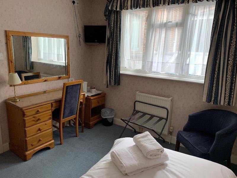 Yelf's Hotel image