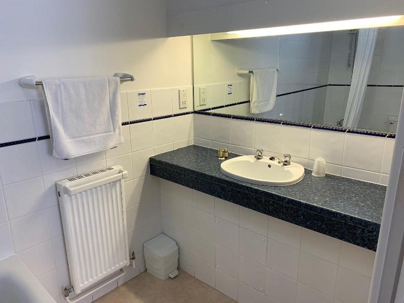 Yelf's Hotel image