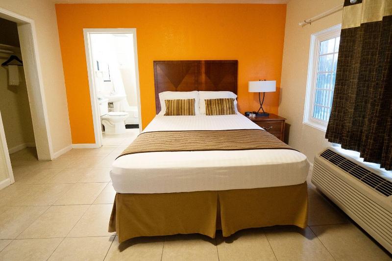 Stay inn suite image
