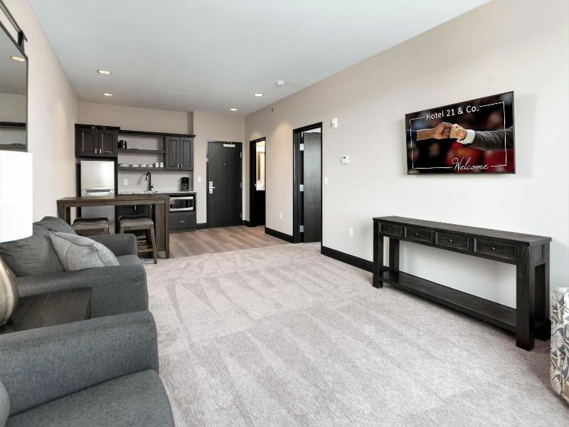 Hotel 21 & Co. image