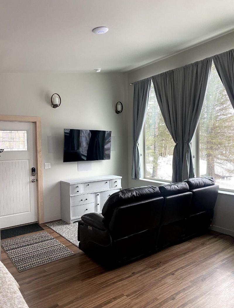 Spruce Lodge image