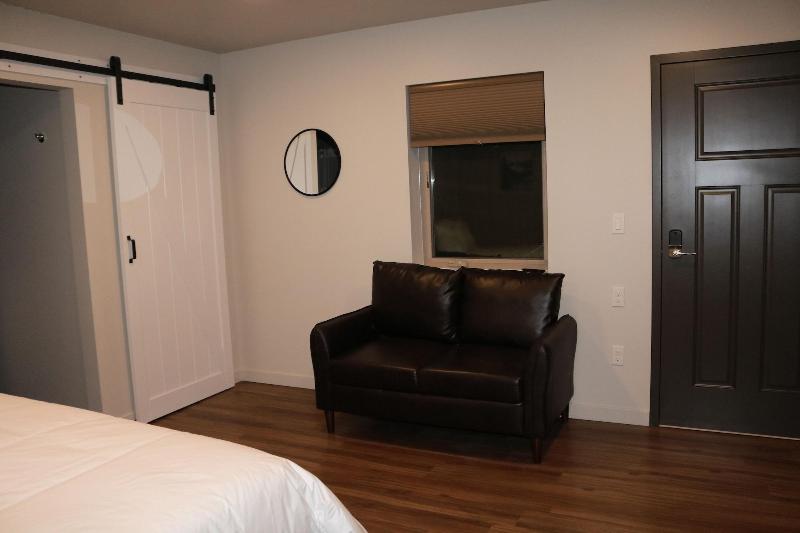 Spruce Lodge image 5