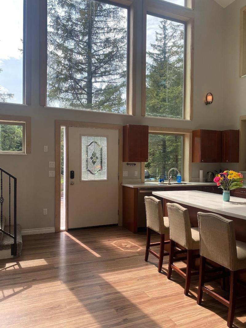 Spruce Lodge image