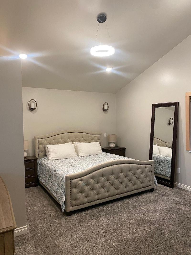 Spruce Lodge image