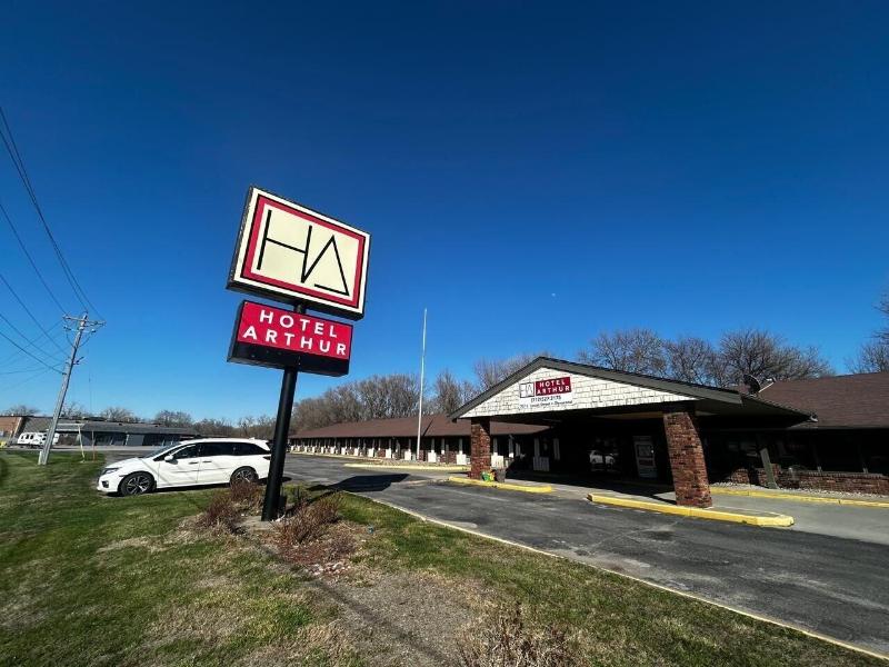 Hotel Arthur by OYO Glenwood Hwy 34 — general view