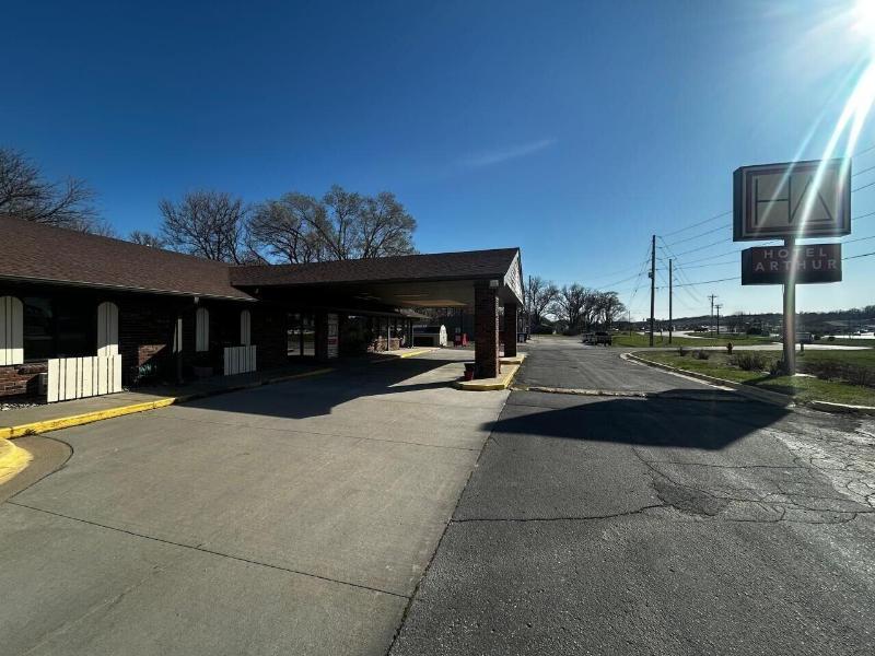 Hotel Arthur by OYO Glenwood Hwy 34